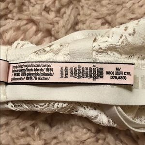 Victoria's Secret Intimates & Sleepwear - Victoria’s Secret bralette! Victoria's Secret Intimates & Sleepwear - Victoria’s Secret bralette!